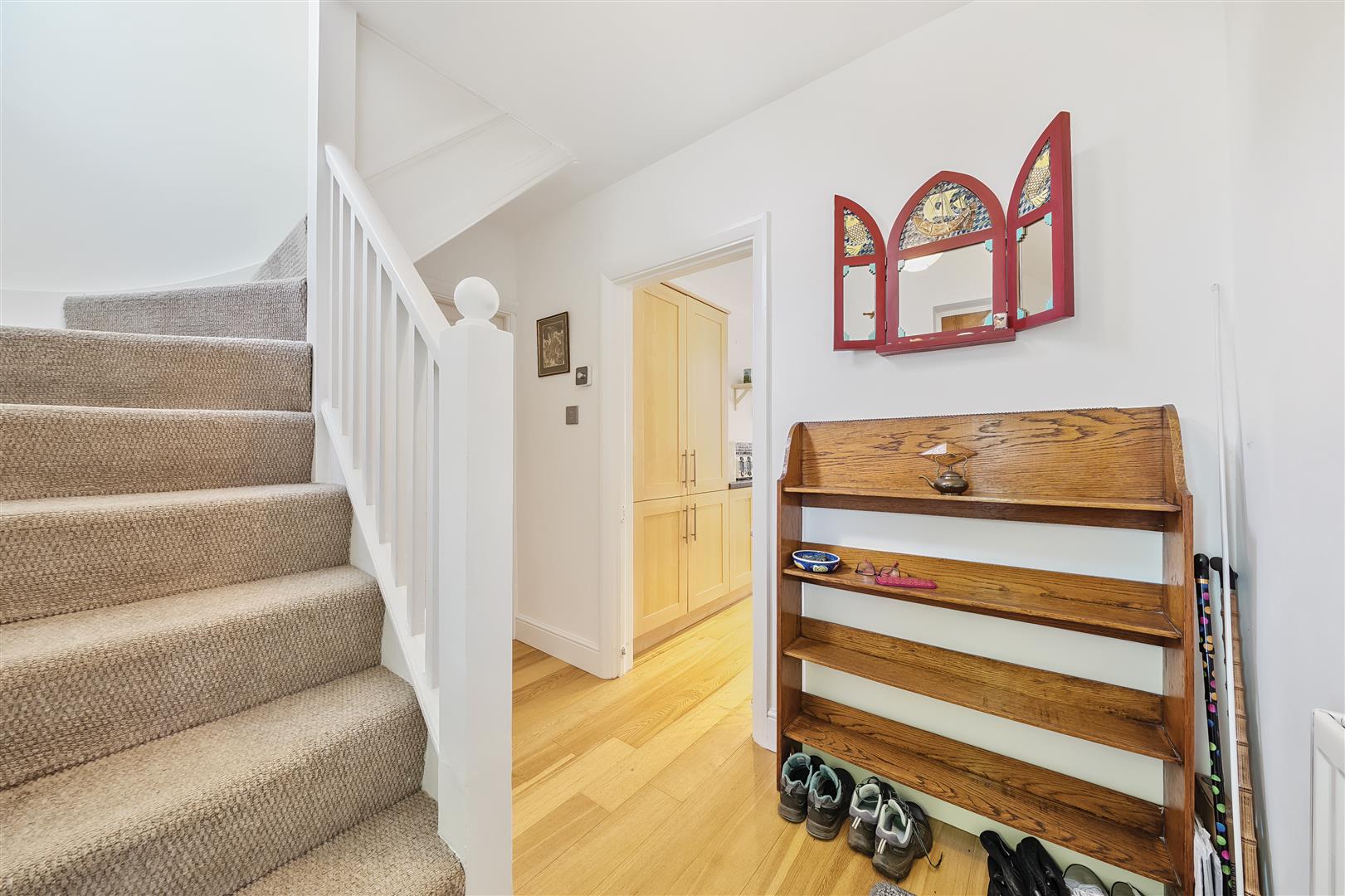 Latchmere Lane, Kingston Upon Thames Gibson Lane